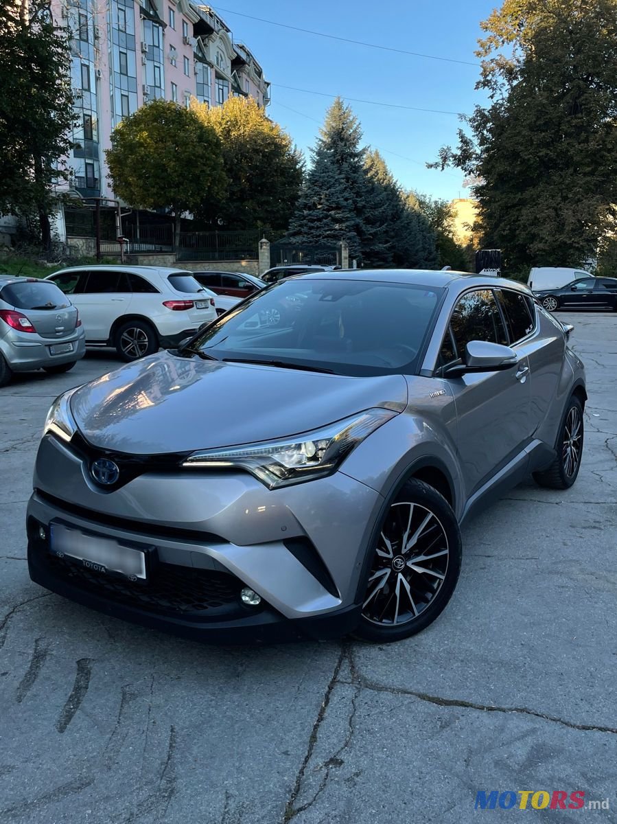 2017' Toyota C-HR photo #5