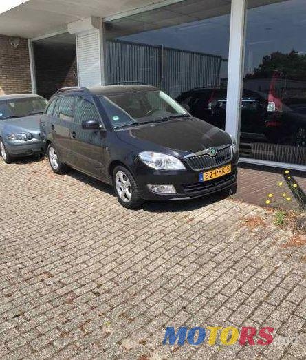 2011' Skoda Fabia photo #1