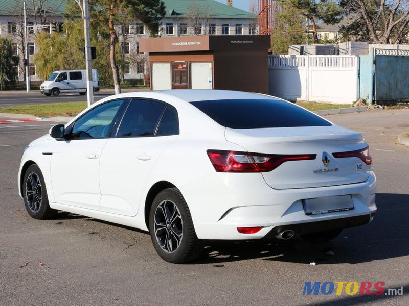 2019' Renault Megane photo #5