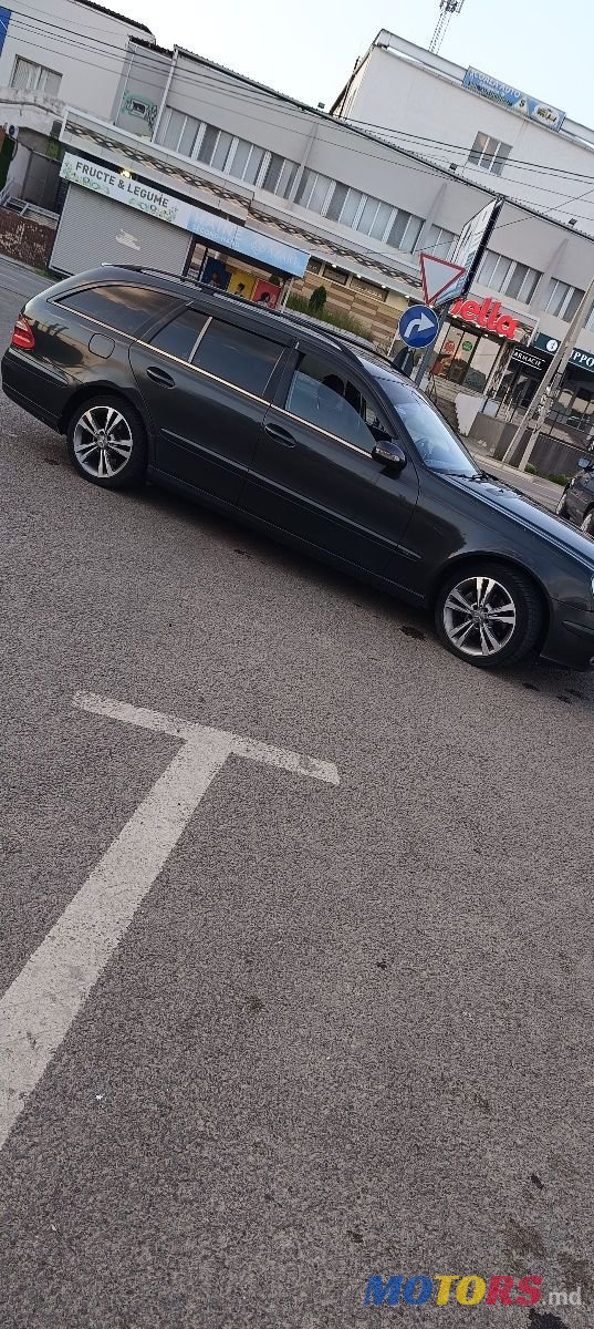 2003' Mercedes-Benz E-Class photo #4