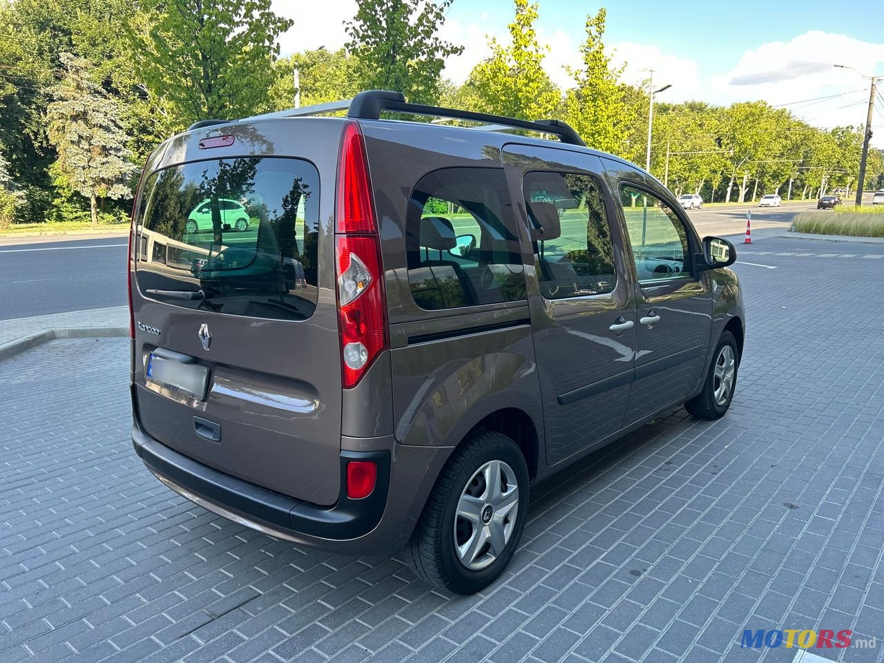 2013' Renault Kangoo photo #6