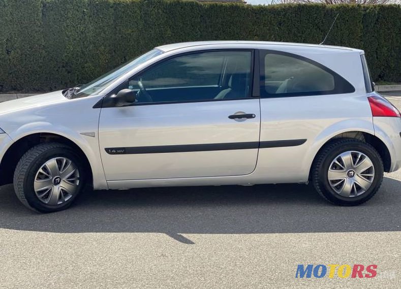 2005' Renault Megane photo #3