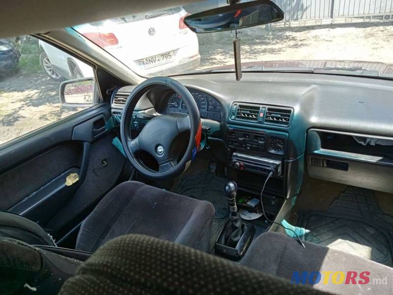1992' Opel Vectra photo #4
