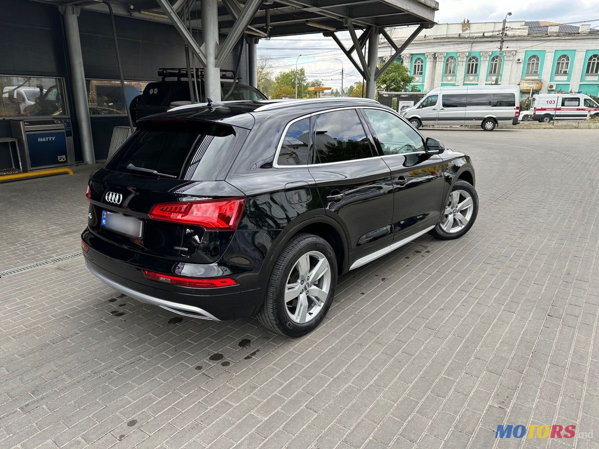 2019' Audi Q5 photo #4