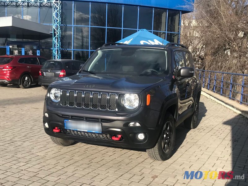 2019' Jeep Renegade photo #1