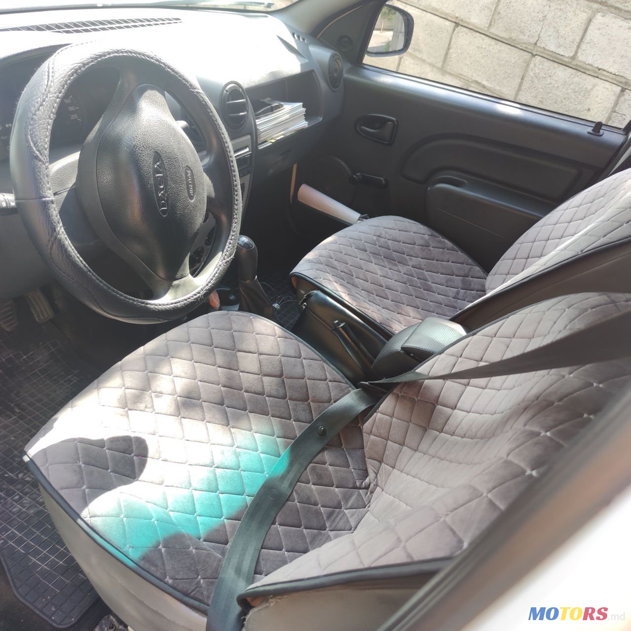 2011' Dacia Logan Van photo #3