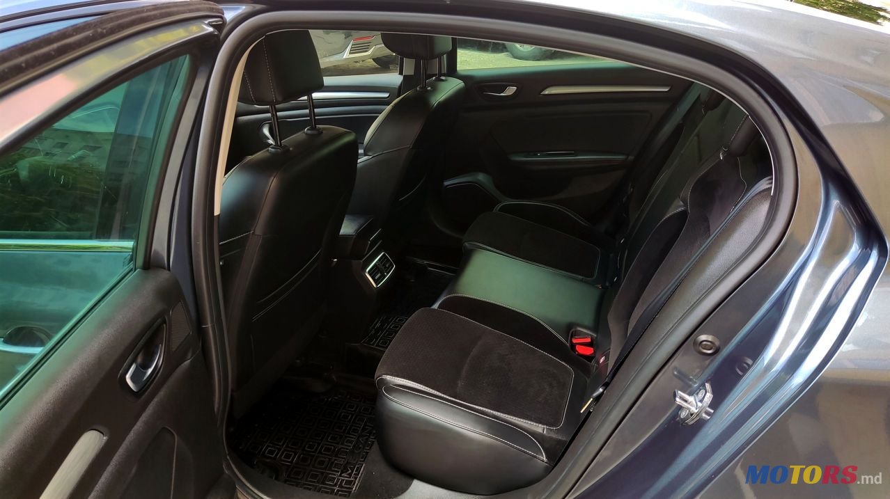 2019' Renault Megane photo #6