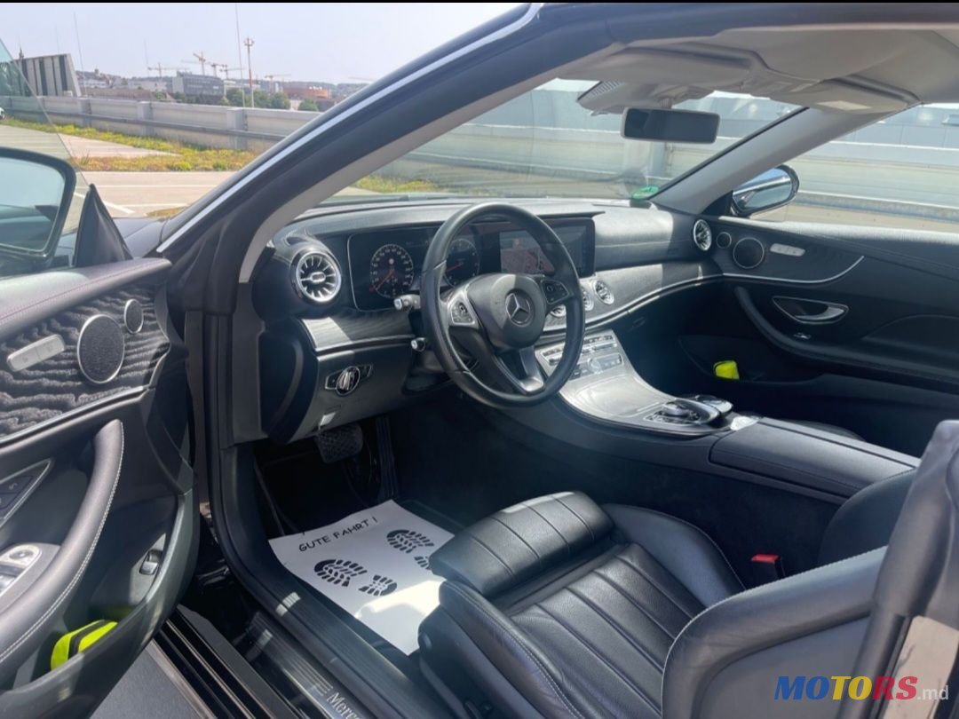 2018' Mercedes-Benz E-Class Cabrio photo #5