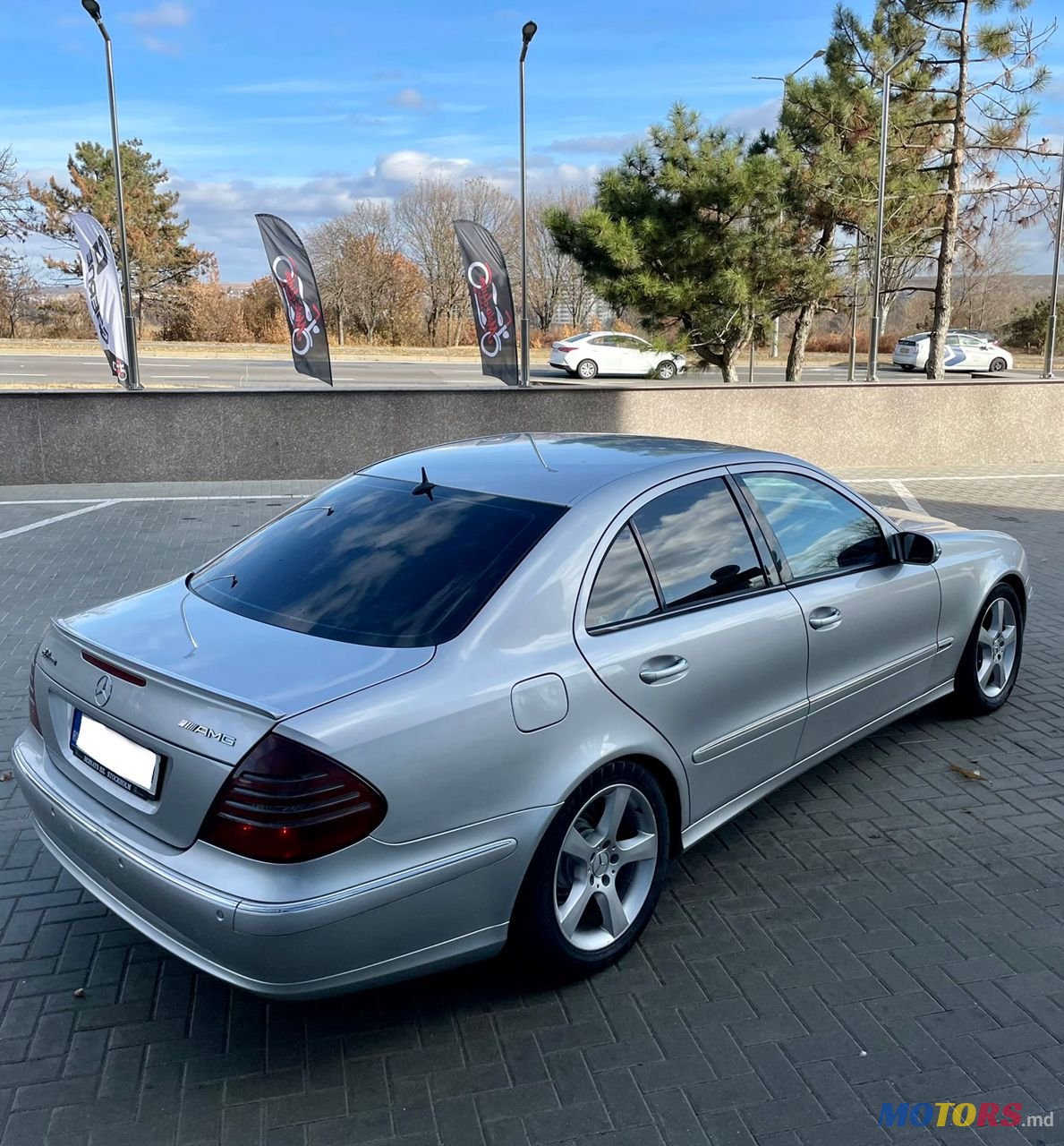2004' Mercedes-Benz E Класс photo #5