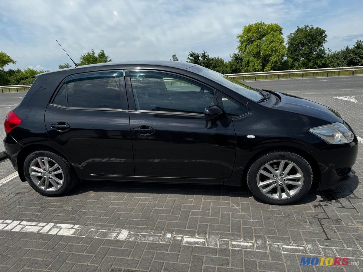 2008' Toyota Auris photo #4