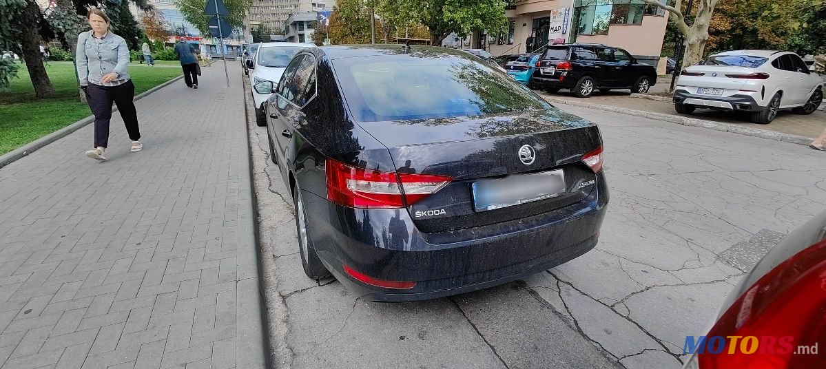 2016' Skoda Superb photo #4