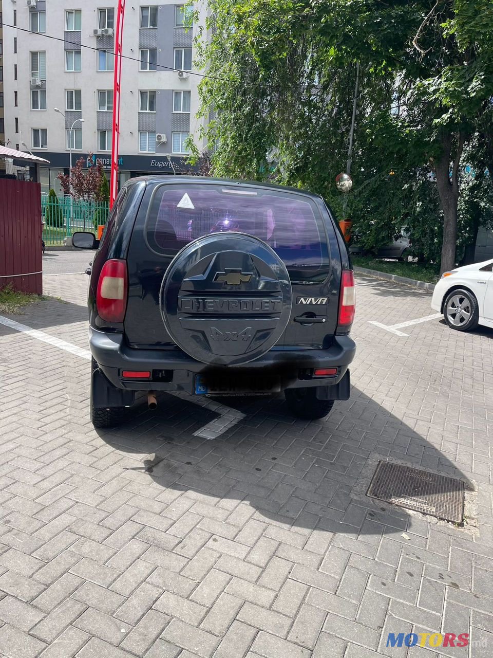 2006' Chevrolet Niva photo #2