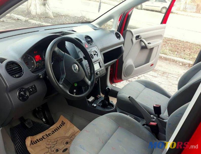 2007' Volkswagen Caddy photo #2