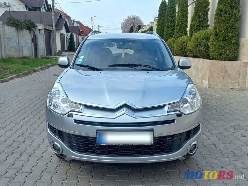 2008' Citroen C-Crosser photo #3