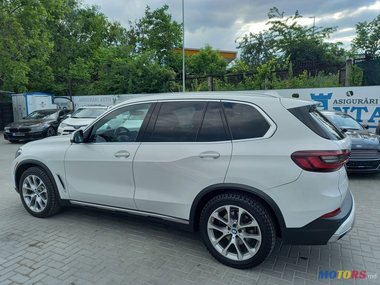 2021' BMW X5 photo #3