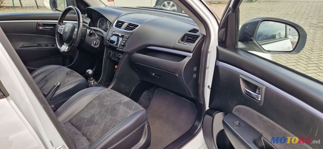 2016' Suzuki Swift photo #5