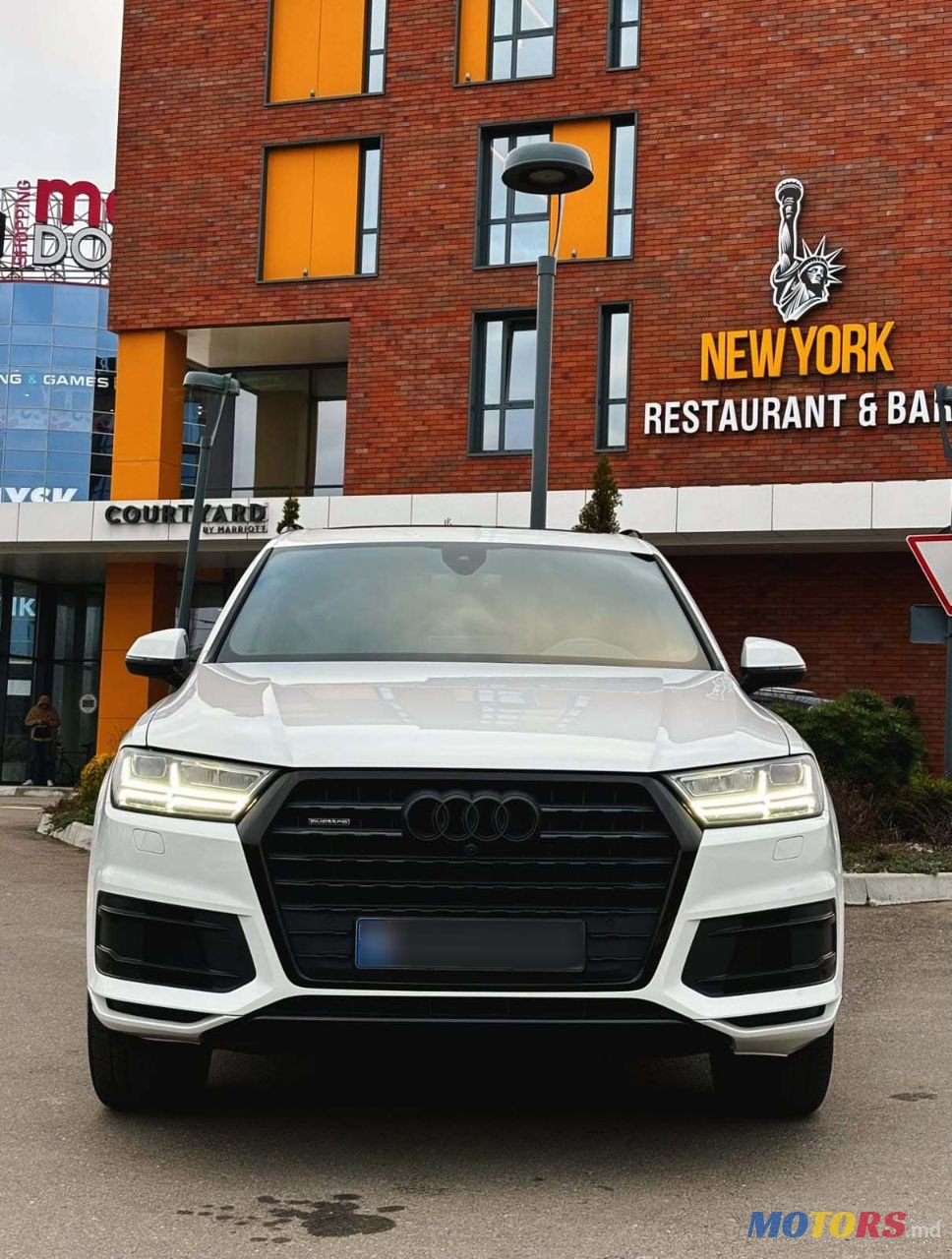 2017' Audi Q7 photo #1