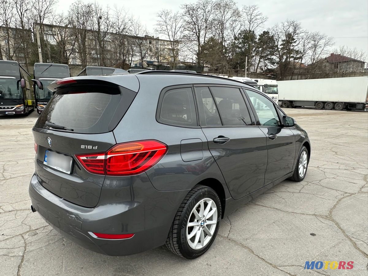 2016' BMW 2 Series Gran Tourer photo #2
