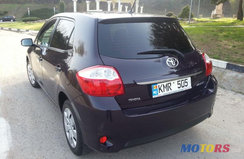 2011' Toyota Aurion photo #4