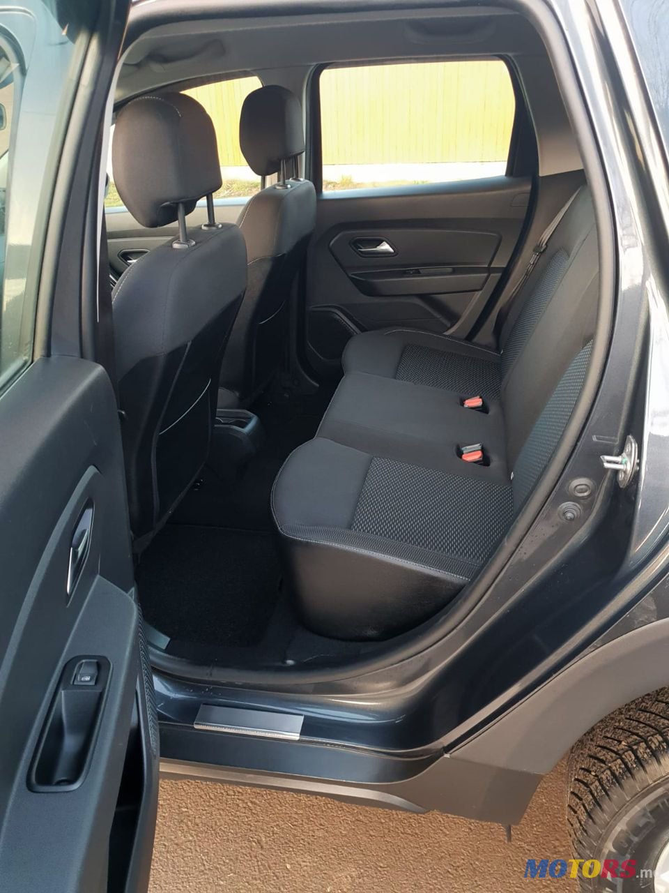 2019' Dacia Duster photo #6