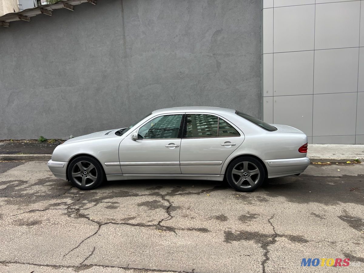 2000' Mercedes-Benz E-Class photo #5