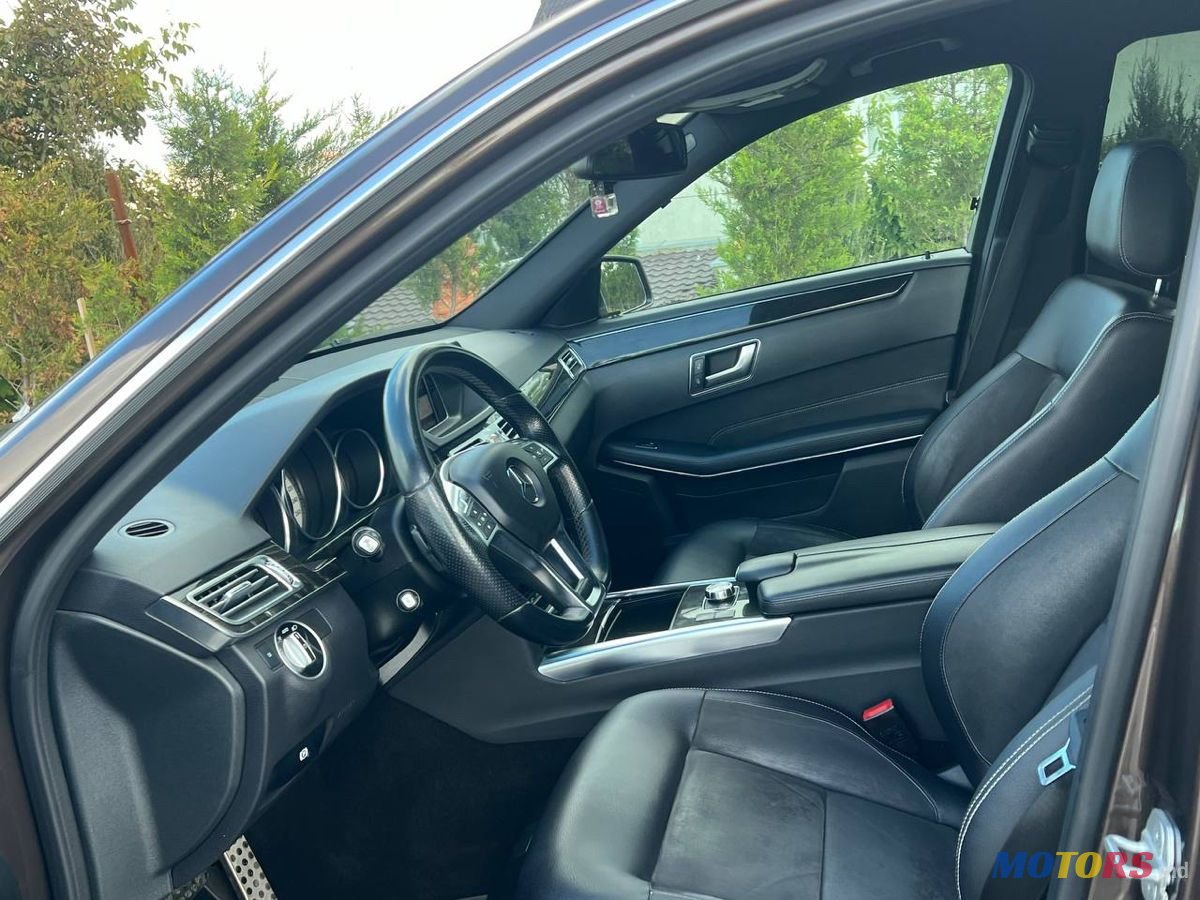 2014' Mercedes-Benz E-Class photo #6