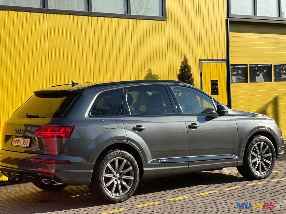 2018' Audi Q7 photo #6
