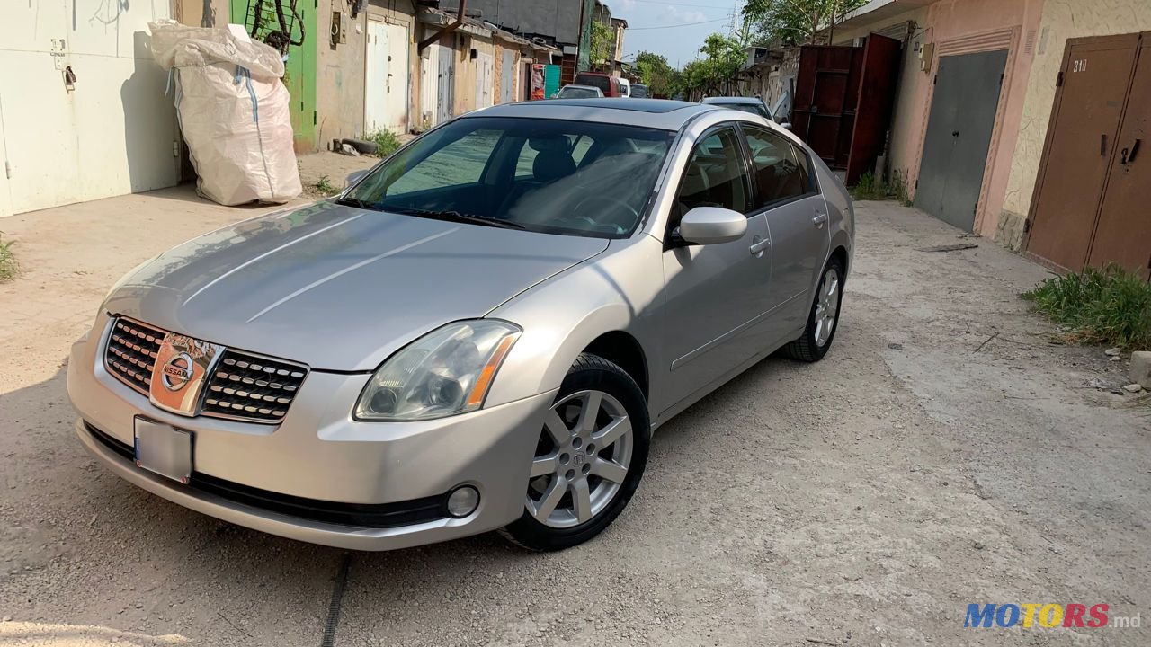 2004' Nissan Maxima photo #2