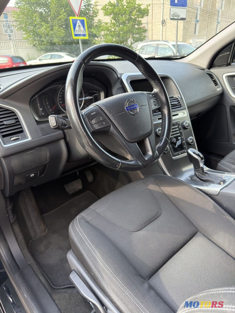 2016' Volvo XC60 photo #3