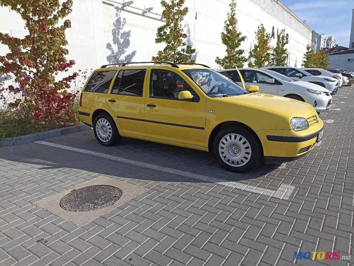 2006' Volkswagen Golf photo #1