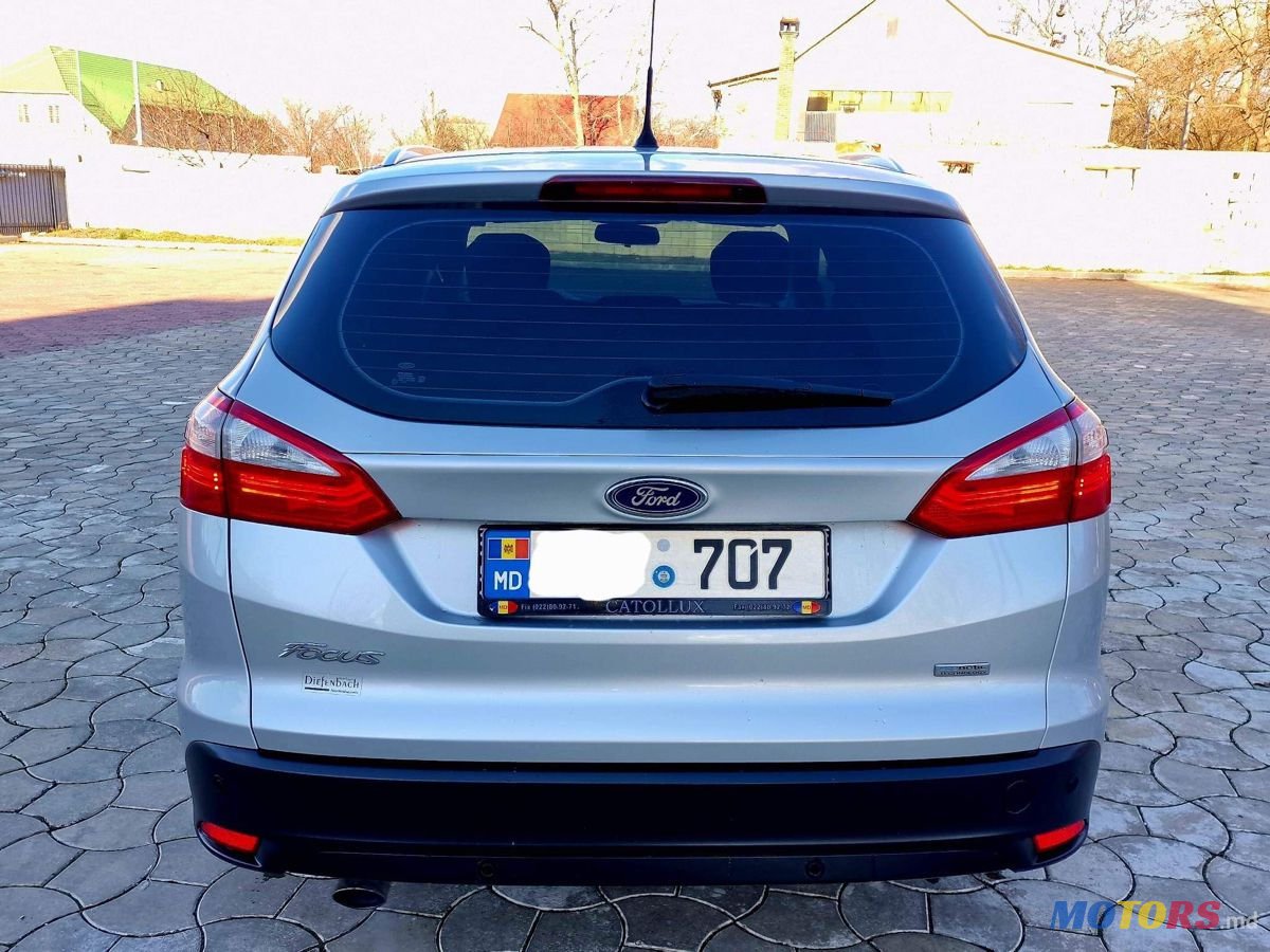 2013' Ford Focus photo #5