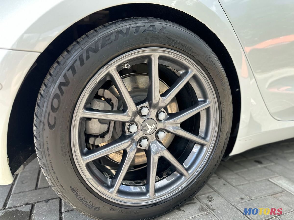 2019' Tesla Model 3 photo #6