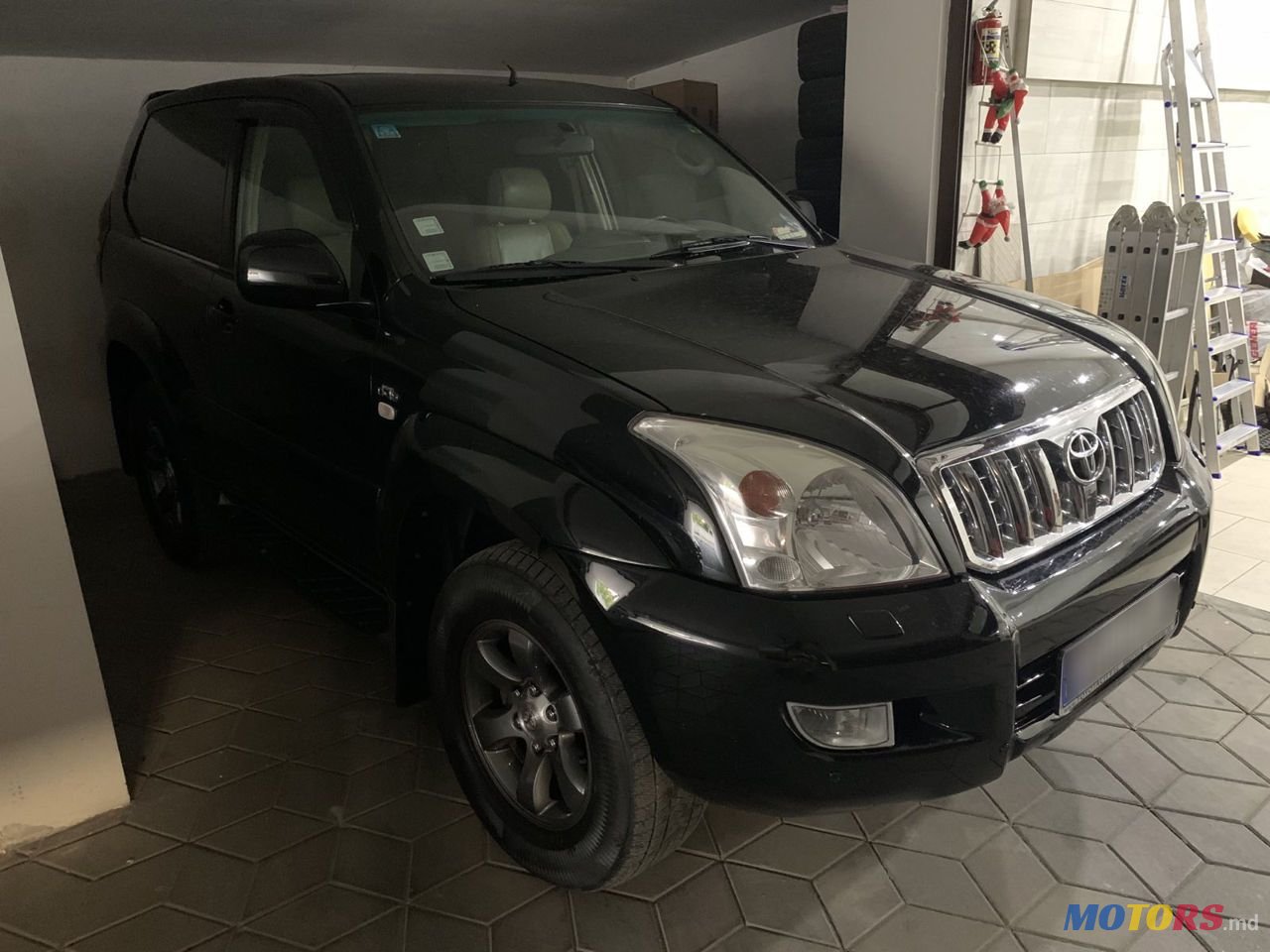 2003' Toyota Land Cruiser photo #3