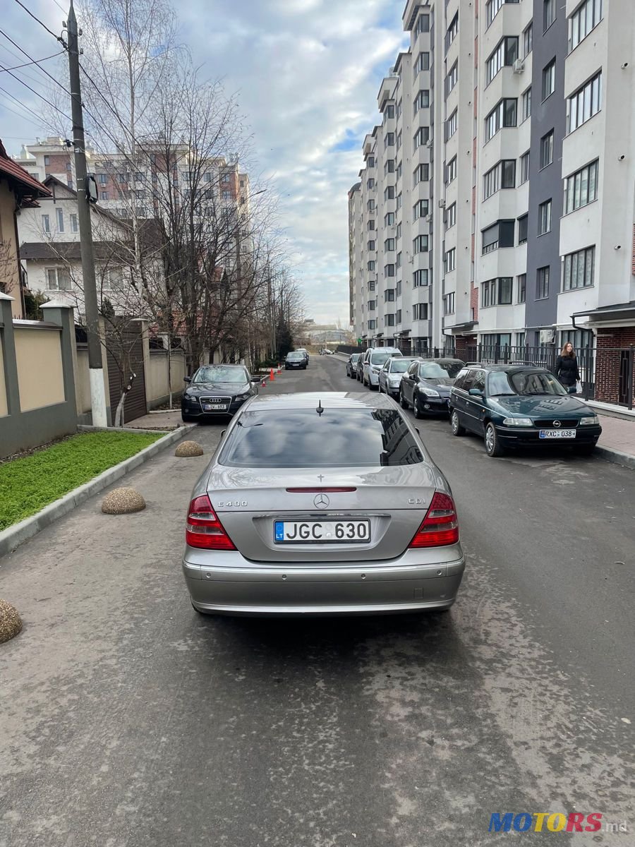 2005' Mercedes-Benz E Класс photo #3