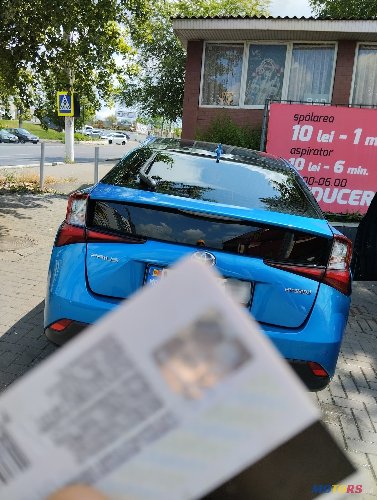 2020' Toyota Prius photo #4