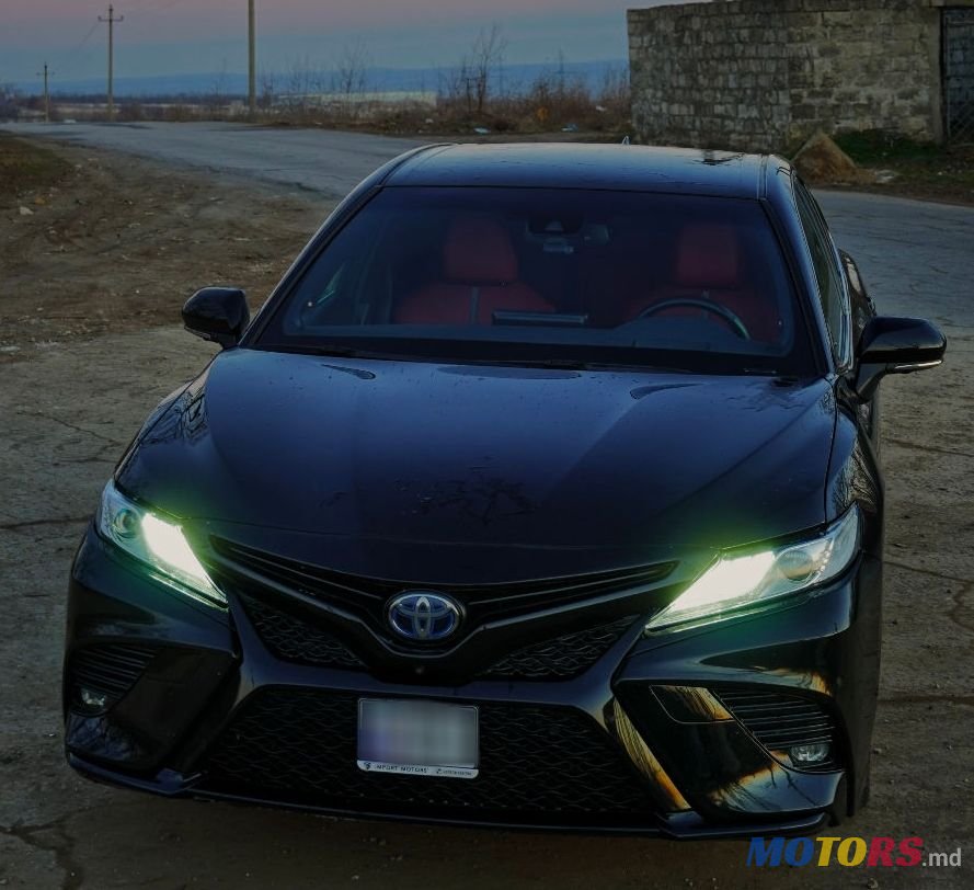 2020' Toyota Camry photo #1