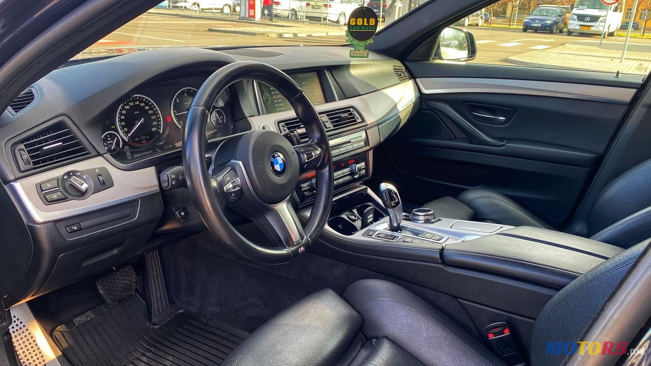 2014' BMW 5 Series photo #5