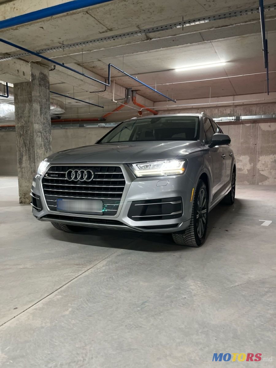 2019' Audi Q7 photo #3