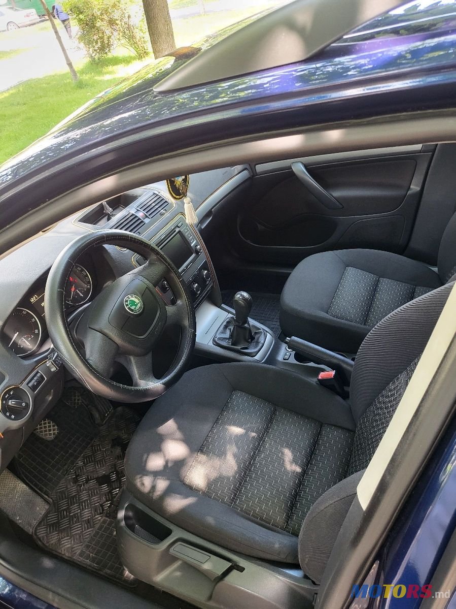 2010' Skoda Octavia photo #2