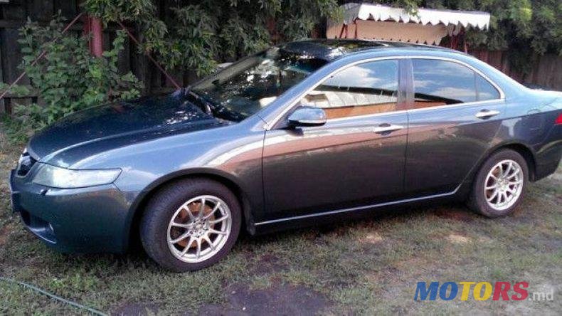 2004' Honda Accord photo #2