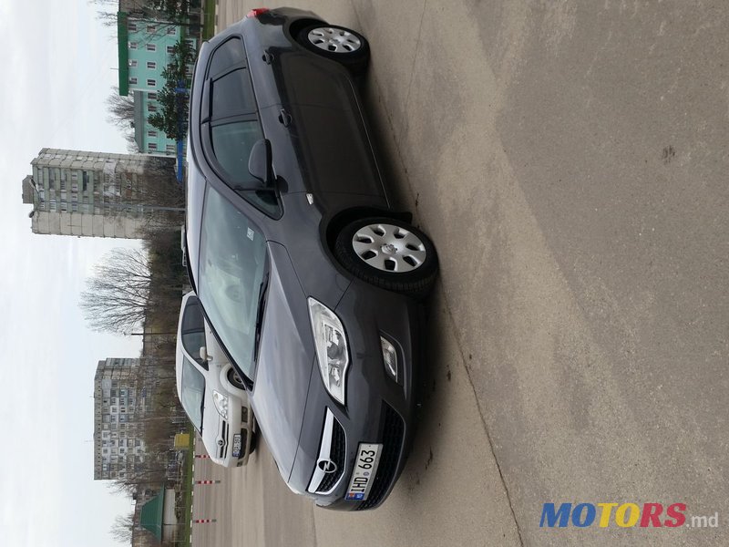 2012' Opel Astra J photo #3