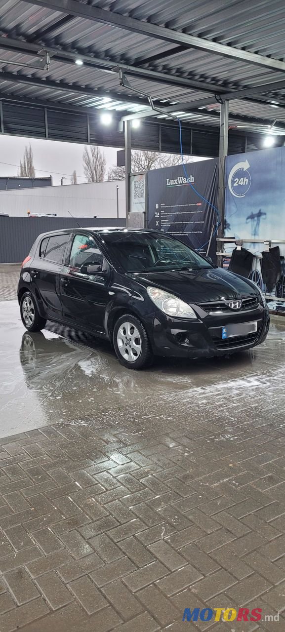 2009' Hyundai i20 photo #5