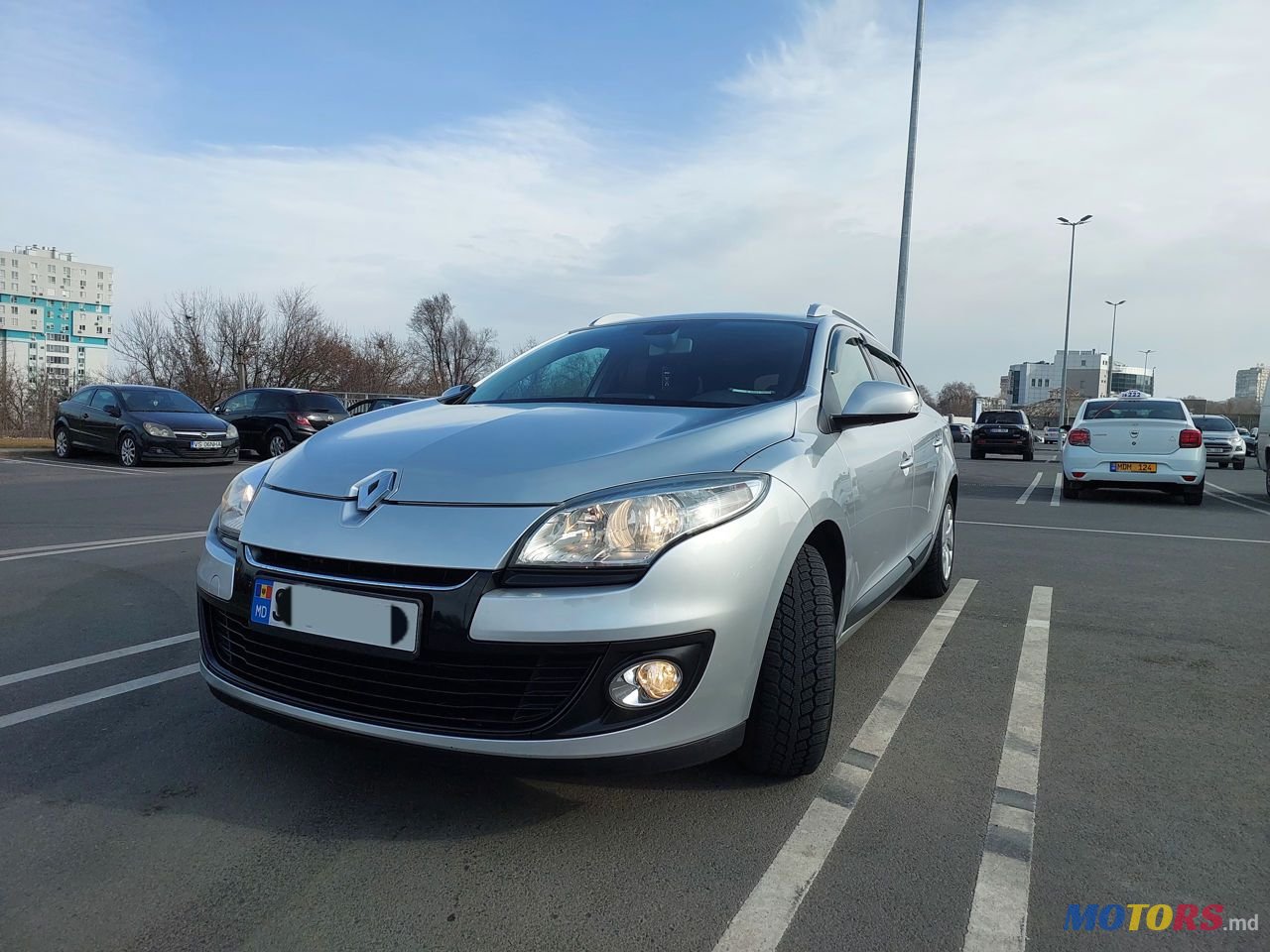 2013' Renault Megane photo #2