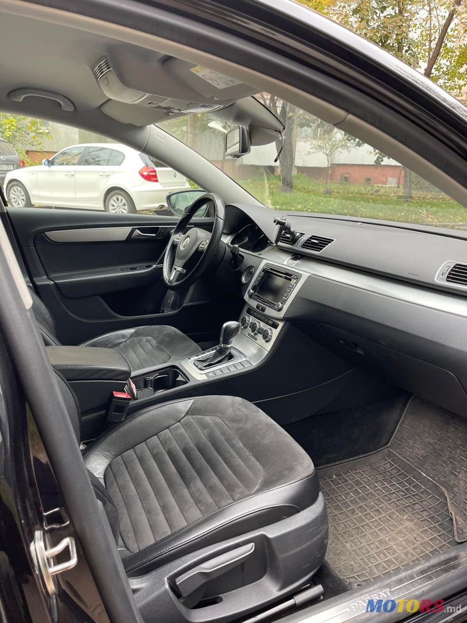 2014' Volkswagen Passat photo #5