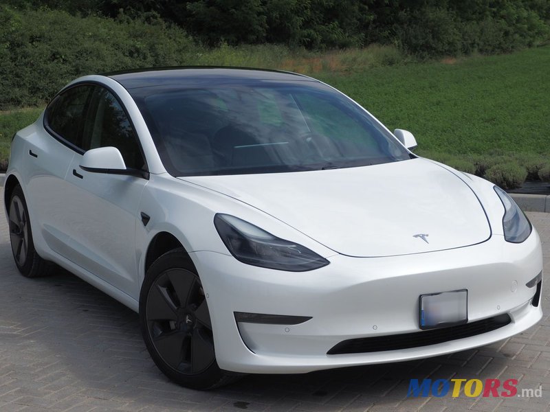 2021' Tesla Model 3 photo #3