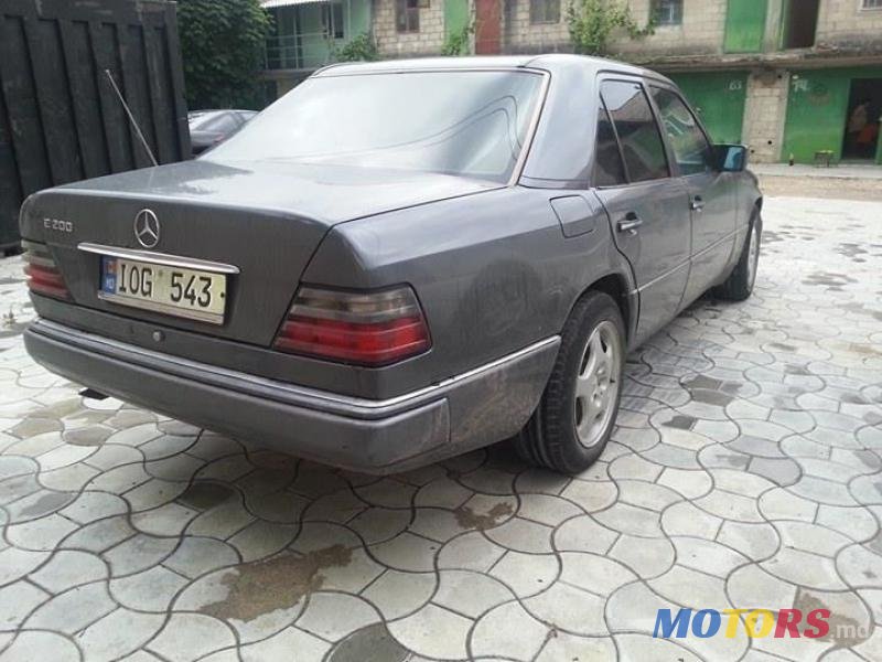 1995' Mercedes-Benz 200 photo #5