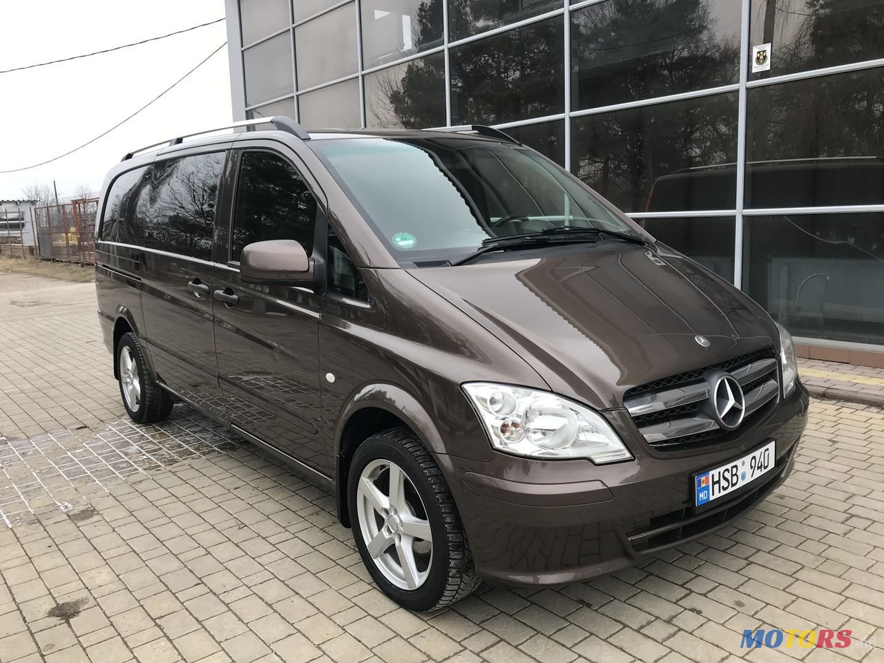 2011' Mercedes-Benz Vito photo #3