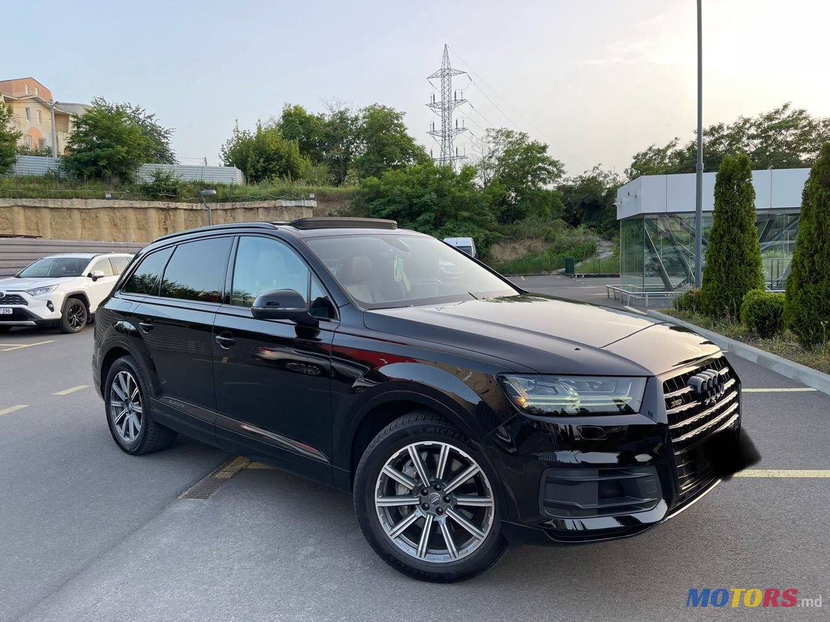 2019' Audi Q7 photo #3