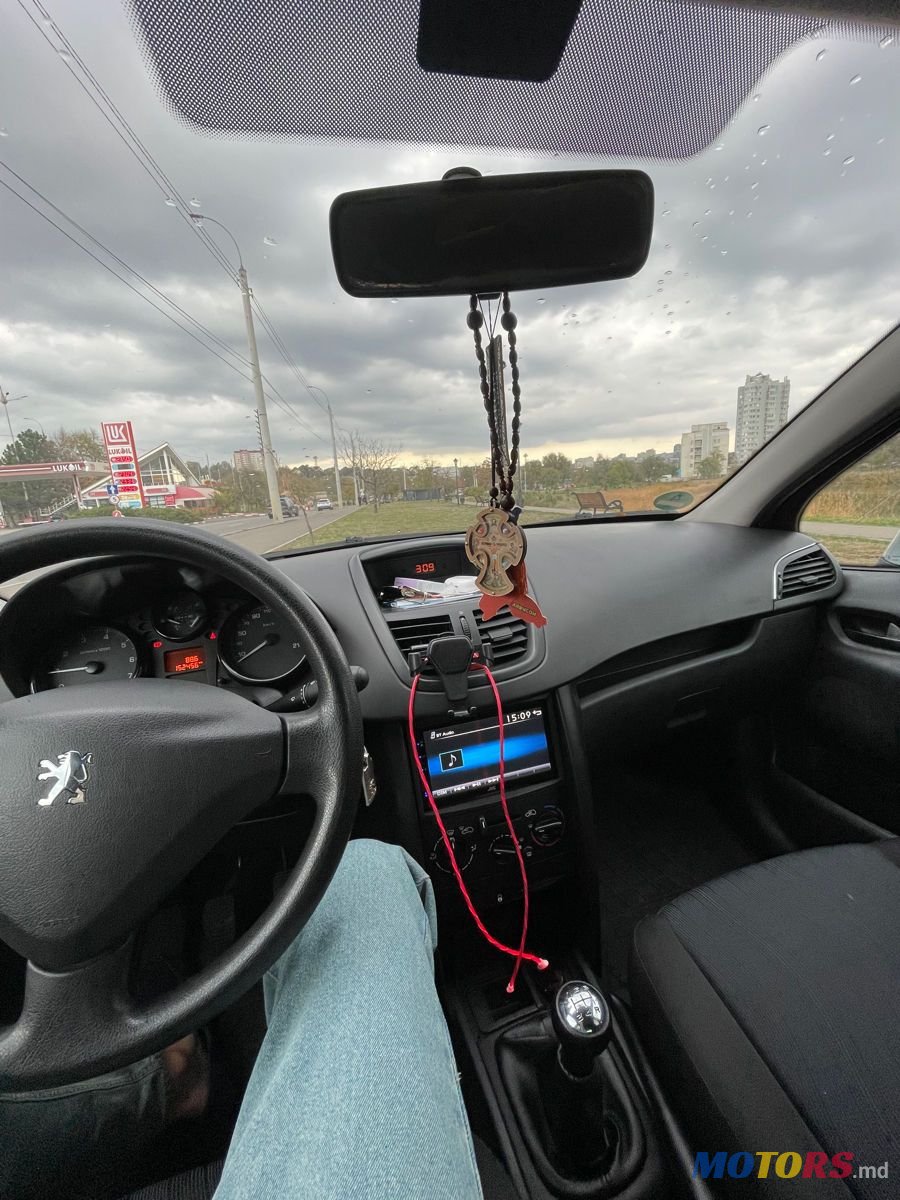 2009' Peugeot 207 photo #5