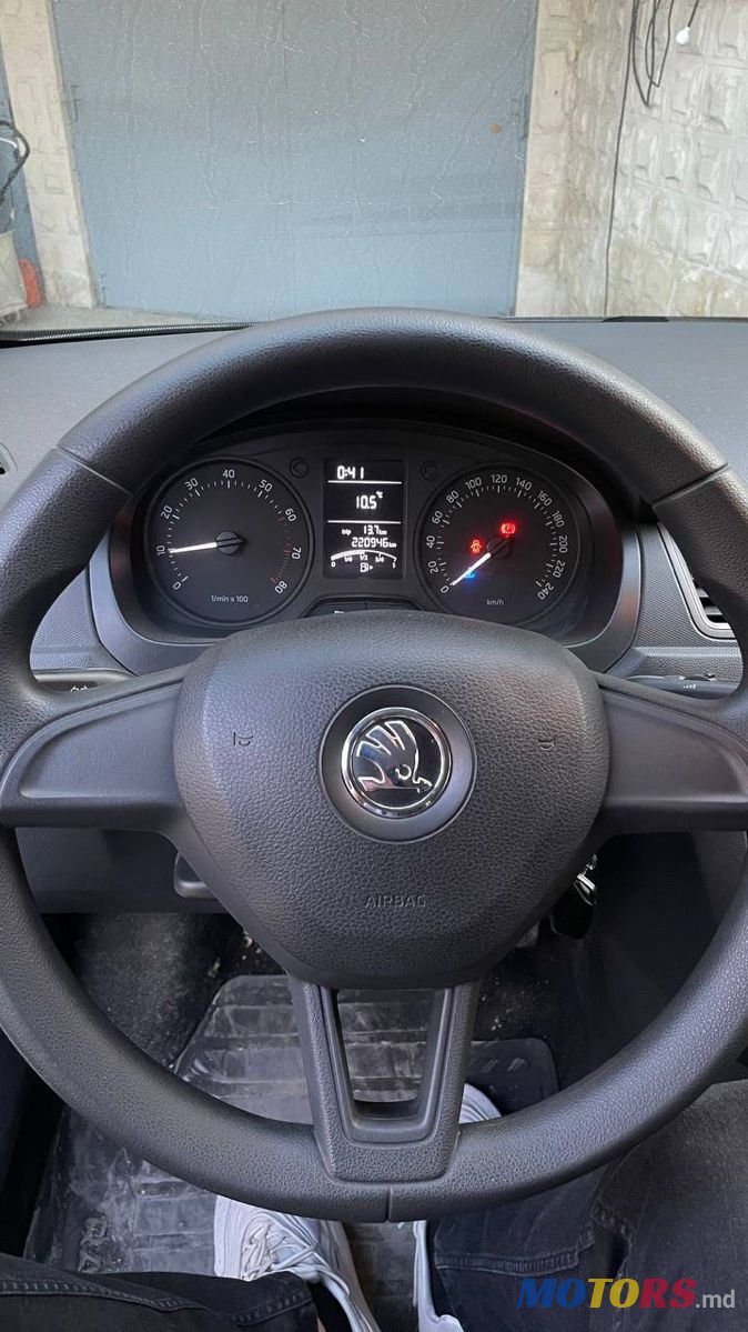 2014' Skoda Rapid photo #5